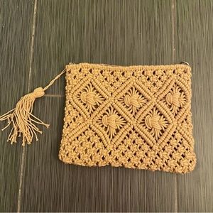 Super cute beach vacation bag- new w/o tags